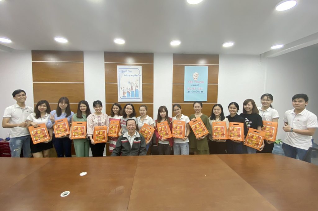 Phuong Nam has organized the program "Celebration of International Women's Day March 8